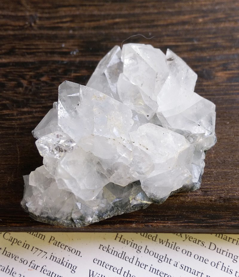 Apophyllite 印度產地 魚眼石 天然礦石 原礦 - 擺飾/家飾品 - 其他材質 