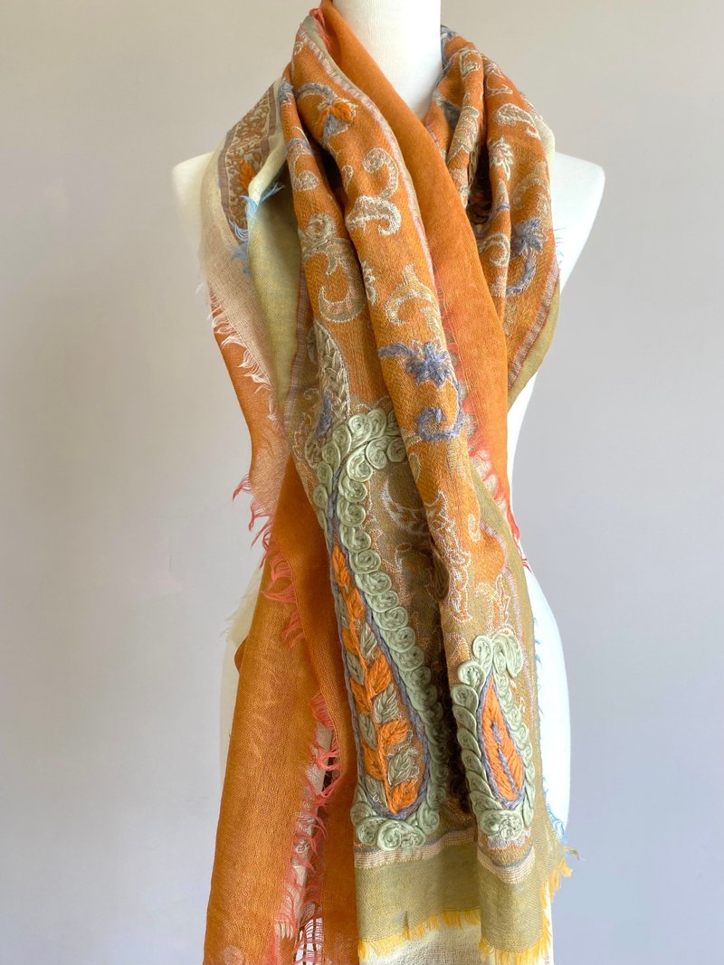 手工刺繡水煮羊毛圍巾披肩/印度/喀什米爾Cashmere - 圍巾/披肩 - 羊毛 咖啡色