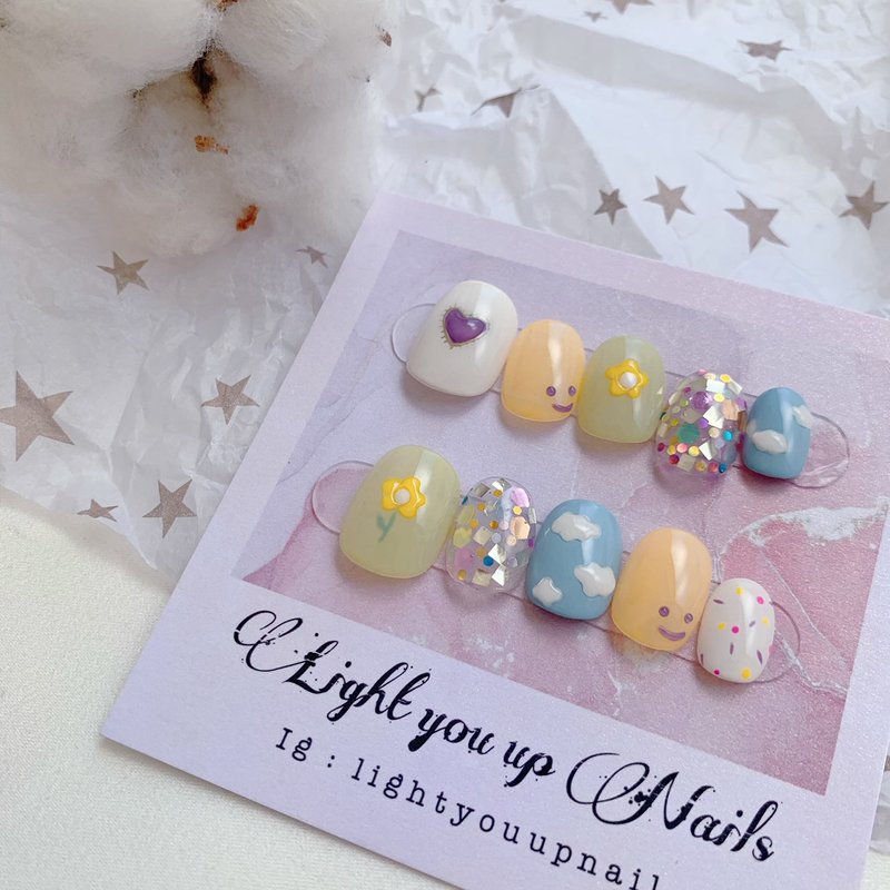 Light you up  夏日多巴胺/穿戴甲/訂製美甲貼片NA 74 - 指甲油/指甲貼 - 其他材質 多色