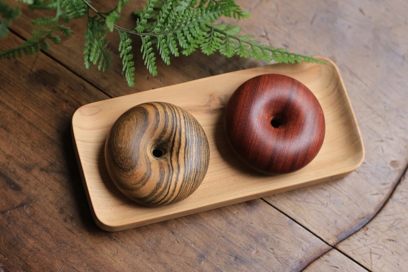 Yiranzhi Wood Art | Red sandalwood rosewood pendant | Massage diffuser | One picture, one object - ของวางตกแต่ง - ไม้ 