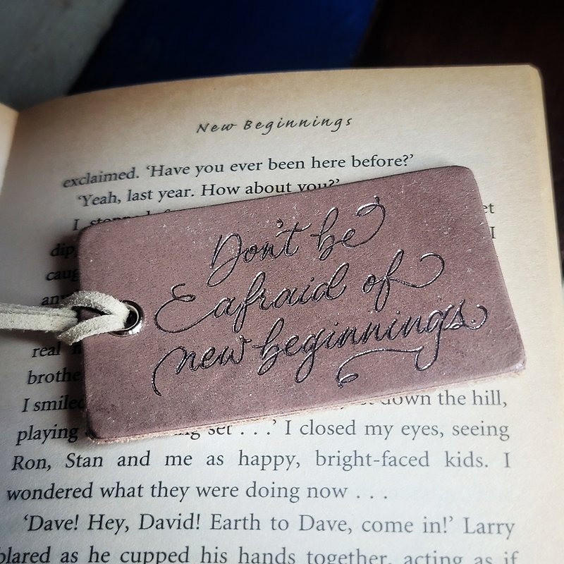 Graduation gift/teacher gift_Customized handwritten hot stamping leather bookmark/tag - ที่คั่นหนังสือ - หนังแท้ 