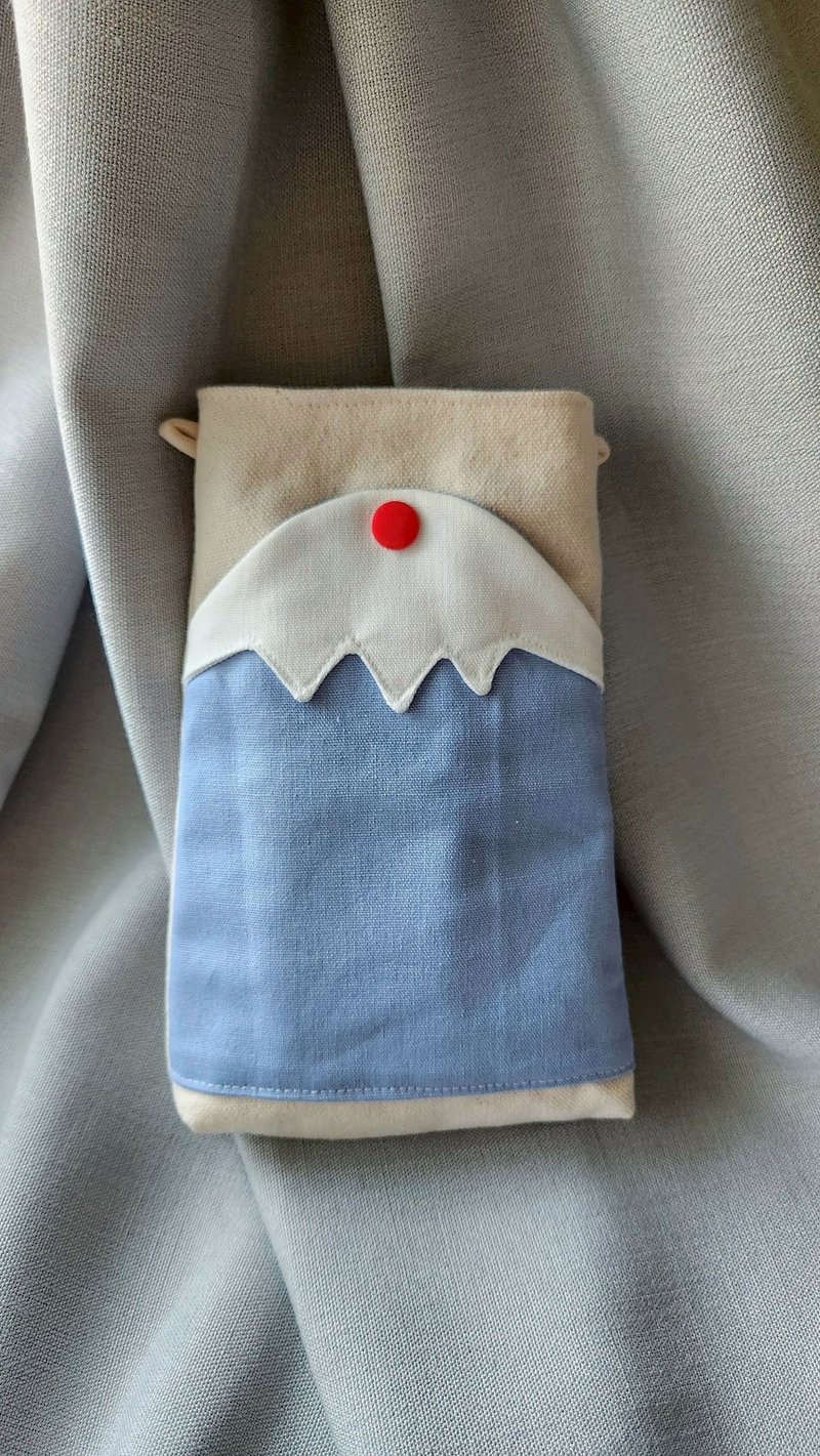 淺藍色富士山手機袋背面無拉鏈款 - 側背包/斜背包 - 棉．麻 