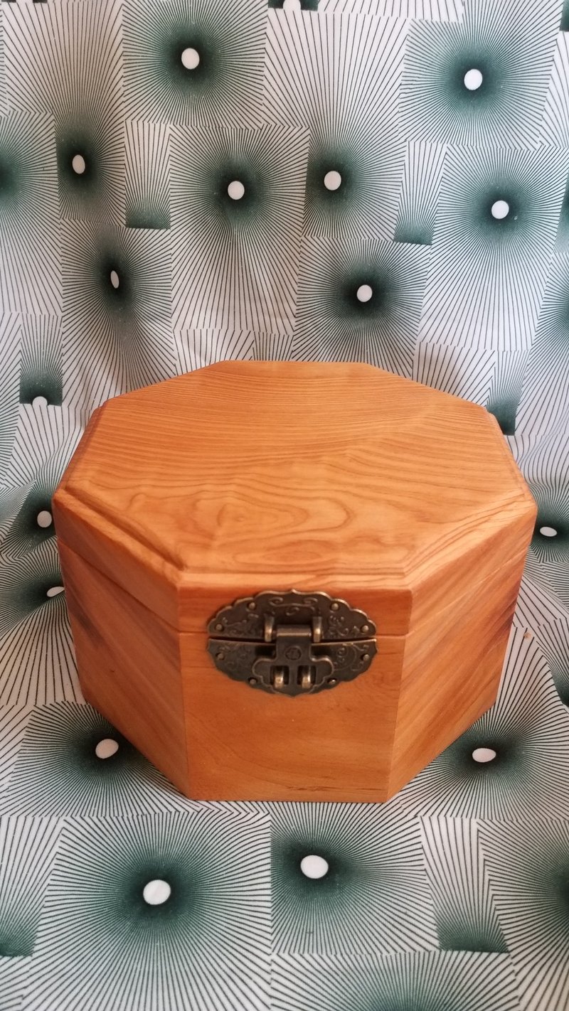 台灣檜木6角珠寶盒(重油、閃花)要訂做 - 居家收納/收納盒/儲物盒 - 木頭 