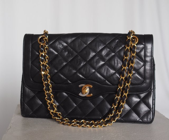 希少★ シャネル　パリ限定　マトラッセ チェーンショルダーバッグ　ヴィンテージ CHANEL シャネル マトラッセ パリ限定 チェーン ショルダー