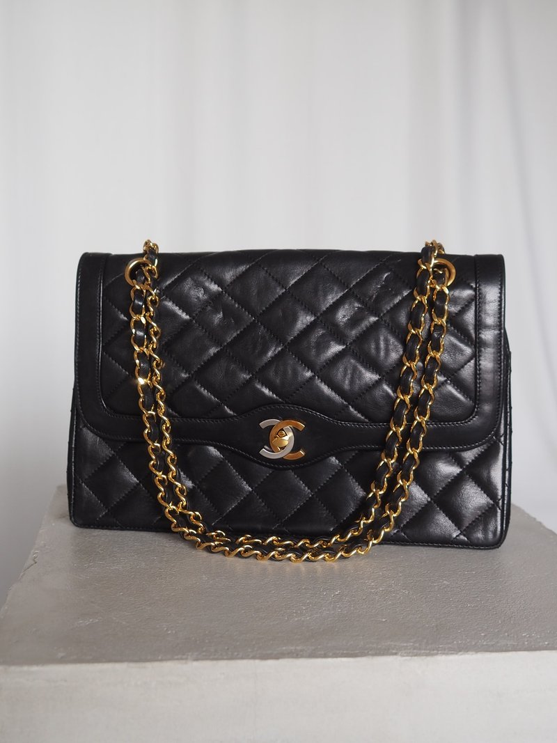 CHANEL シャネル マトラッセ パリ限定 チェーン ショルダーバッグ ブラック ヴィンテージ - 側背包/斜背包 - 真皮 黑色