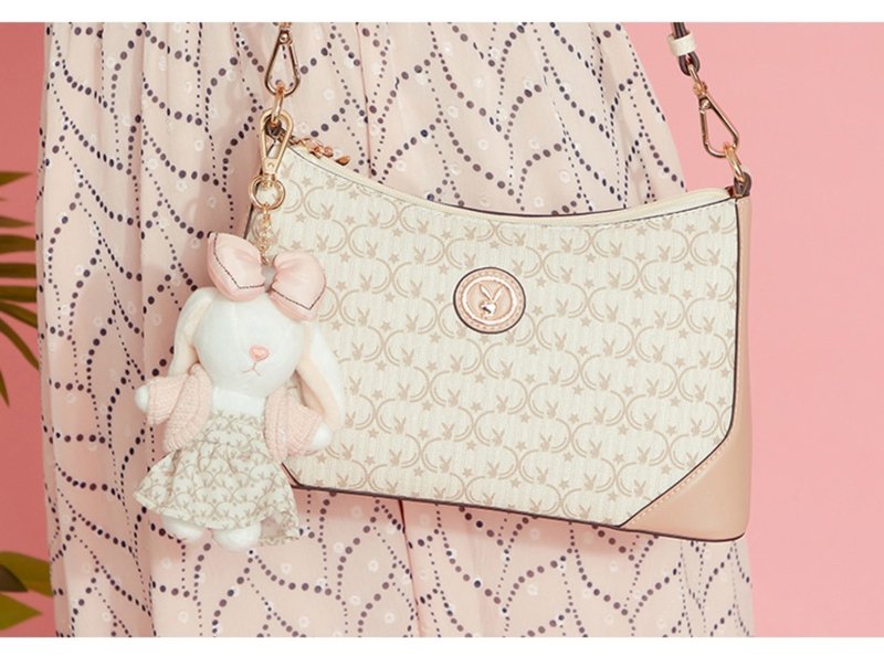 PLAYBOY - Shoulder Bag MilkshakeBunny Series - Pink - กระเป๋าแมสเซนเจอร์ - วัสดุอื่นๆ สึชมพู