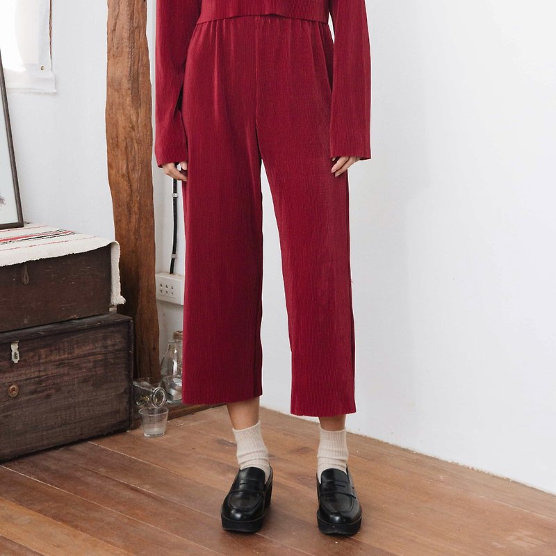 MINIMAL MAROON RED PLEAT CROP WIDE LEG PANTS WITH ELASTIC HIGH WAIST - Women's Pants - Other Materials Red