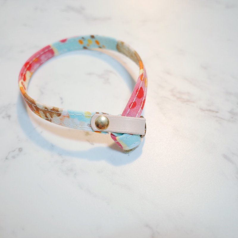 Cat collar spring night watercolor rendering pink and mint green with bells - ปลอกคอ - ผ้าฝ้าย/ผ้าลินิน สีส้ม