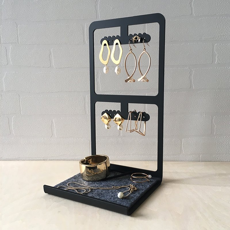 首飾座 Jewelry Organizer - 耳環/耳夾/耳骨夾 - 塑膠 黑色