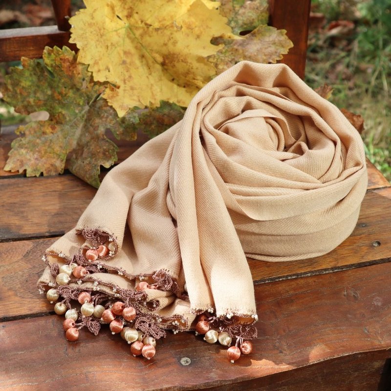 レースのさくらんぼ付き パシュミナストール【チェリー】ミルクティ - 絲巾 - 羊毛 卡其色