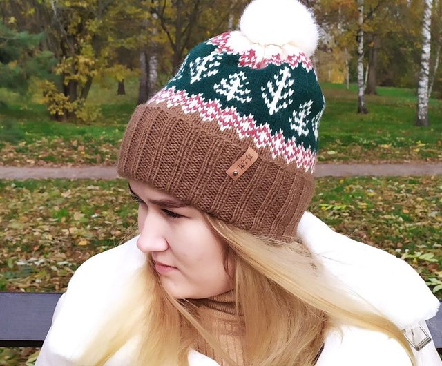 Warm womens hand-knitted hat / Jacquard winter hat/ Knitted