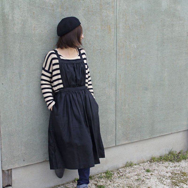 免運Free shipping/ twill weave linen 100% apron dress/black - 洋裝/連身裙 - 棉．麻 黑色