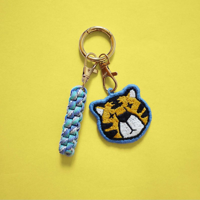 [Limited for the Year of the Tiger] Tiger and Tiger Keyring in three colors + optional mirror cake/spring couplets - Keychains - Other Materials Multicolor