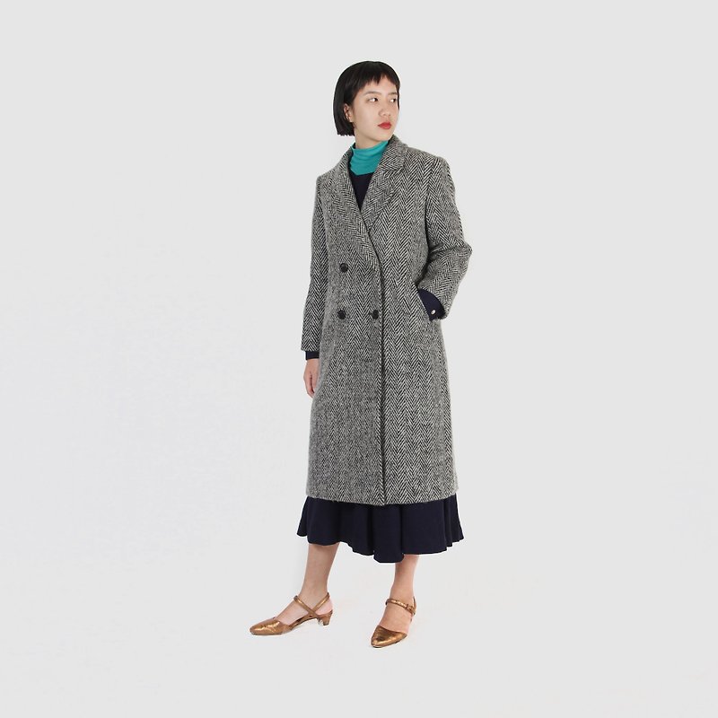 [Egg plant ancient] Paris streetscape herringbone wool vintage coat - เสื้อแจ็คเก็ต - ขนแกะ 