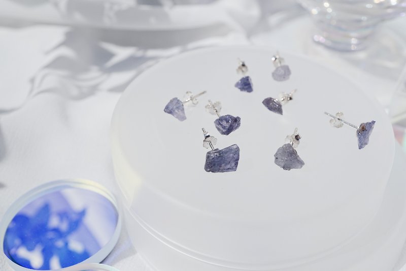 坦桑石原石925純銀耳環 12月誕生石 - 耳環/耳夾 - 寶石 紫色