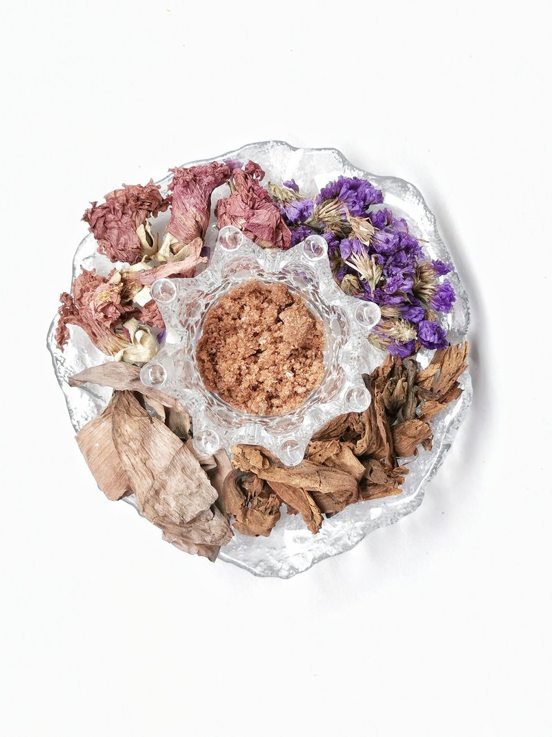 眉心輪花浴鹽 Third Eye Chakra Hz Floral Bath Salt - 保養/沐浴旅行組 - 植物．花 透明