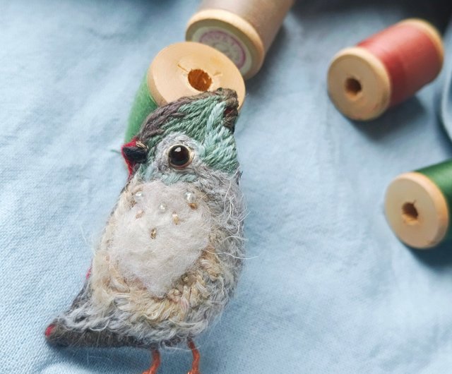 鳥のブローチ 鳥のブローチ | iichi 日々の暮らしを心地よくするハンドメイド