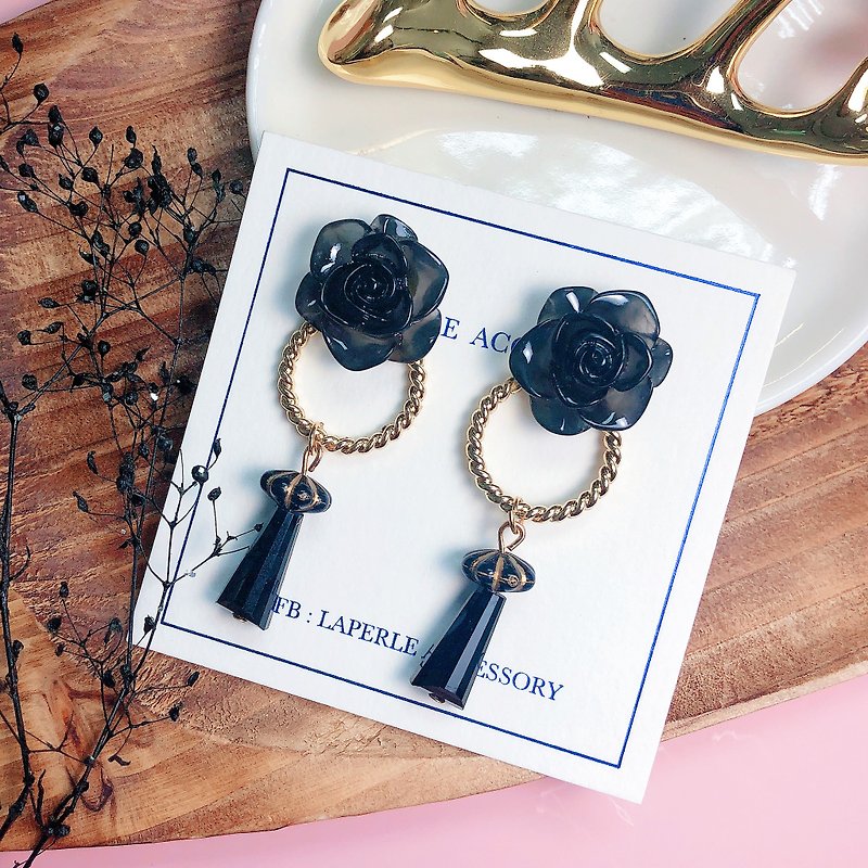Classic Retro Black  Rose Earrings Ear Clip Wedding Bridesmaid gifts  Birthday - Earrings & Clip-ons - Other Materials Black