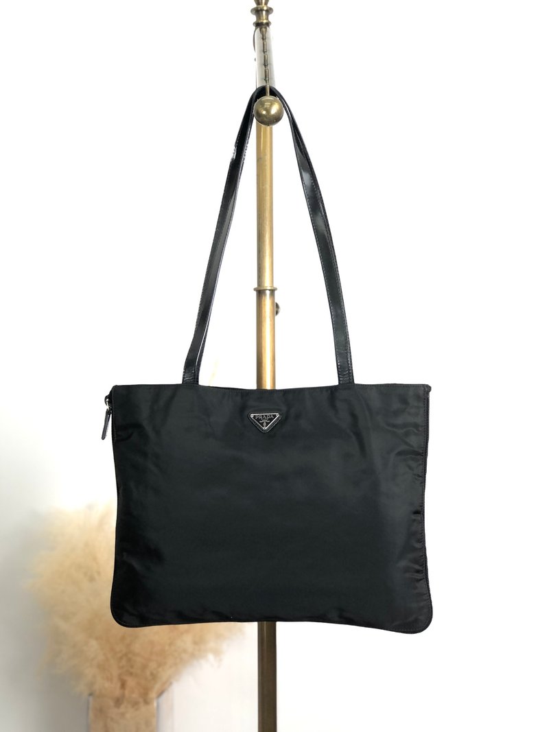 【 日本直送　名牌中古包 】PRADA プラダ トートバッグ ブラック トライアングルロゴ ナイロン vintage ヴィンテージ オールド jjxkrt - 手提包/手提袋 - 尼龍 黑色