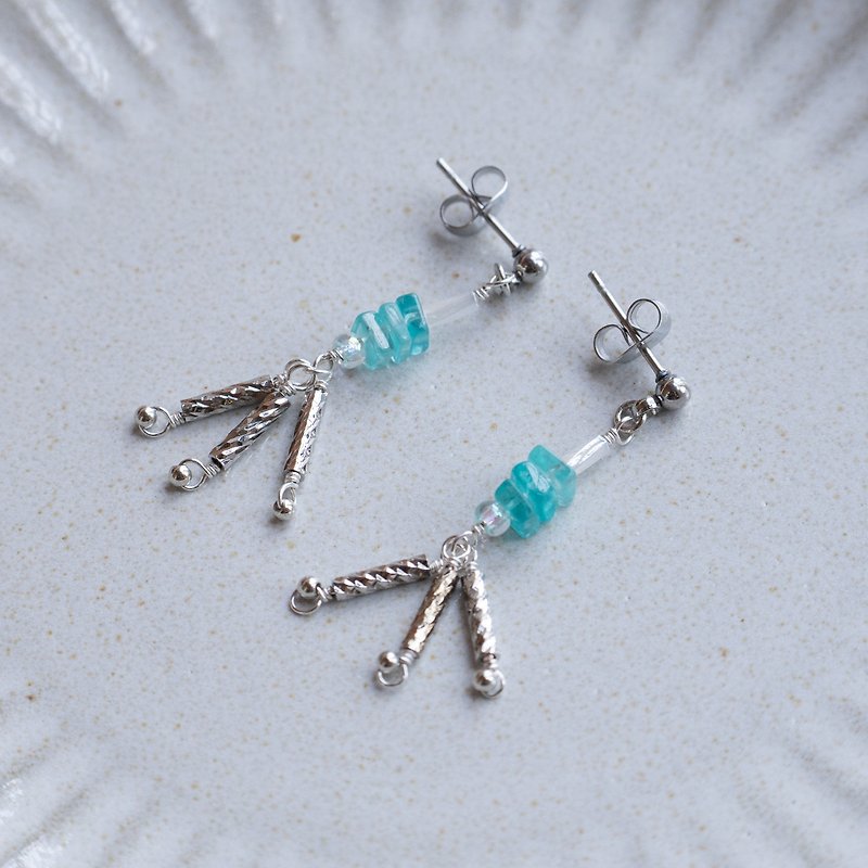Natsumi/Earrings/ - Blue Stone Swing Earrings Clip-On Stainless Steel - ต่างหู - คริสตัล สีน้ำเงิน