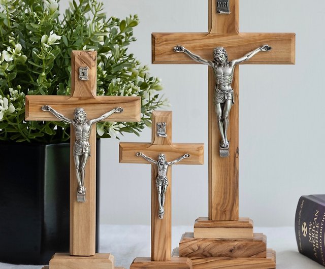 居家擺飾單層站立十字架桌上擺設進口橄欖木耶穌苦像16636 - 設計館Holy Land blessing 來自聖地的祝福擺飾/家飾品- Pinkoi