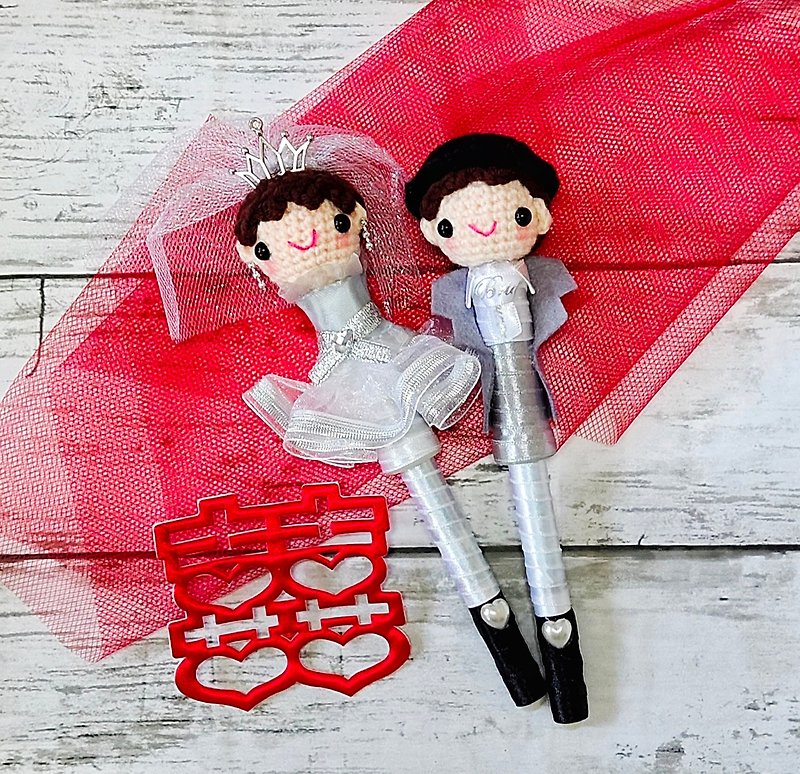 Shiny princess woolen couple wedding signature pair pen set - อื่นๆ - วัสดุอื่นๆ ขาว