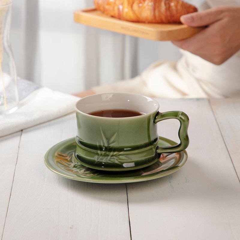 Bamboo Junzi coffee cup/with cup and tray/2 colors 260ml - แก้วมัค/แก้วกาแฟ - เครื่องลายคราม สีเขียว