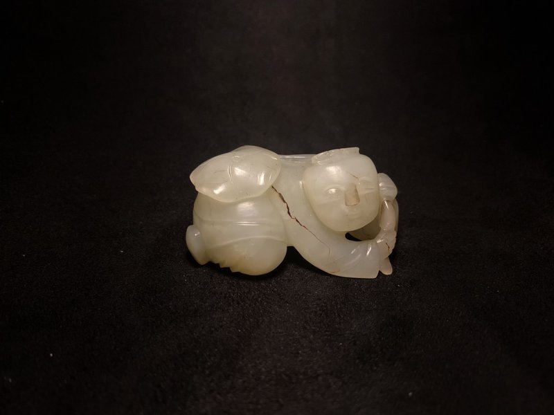 元 白玉持荷童子 - 擺飾/家飾品 - 玉石 