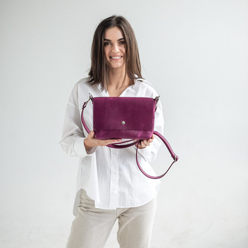 Genuine Fuchsia Leather Crossbody Bag | Women's Shoulder Bag for Everyday Use - 手拿包 - 真皮 紫色