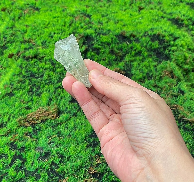 Energy Decoration-Natural Raw Mineral Green Crystal Scepter Quick Shipping - Items for Display - Crystal Green