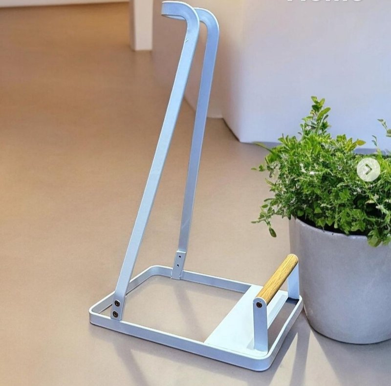 Drill-free upright vacuum cleaner stand - เครื่องดูดฝุ่น - โลหะ ขาว