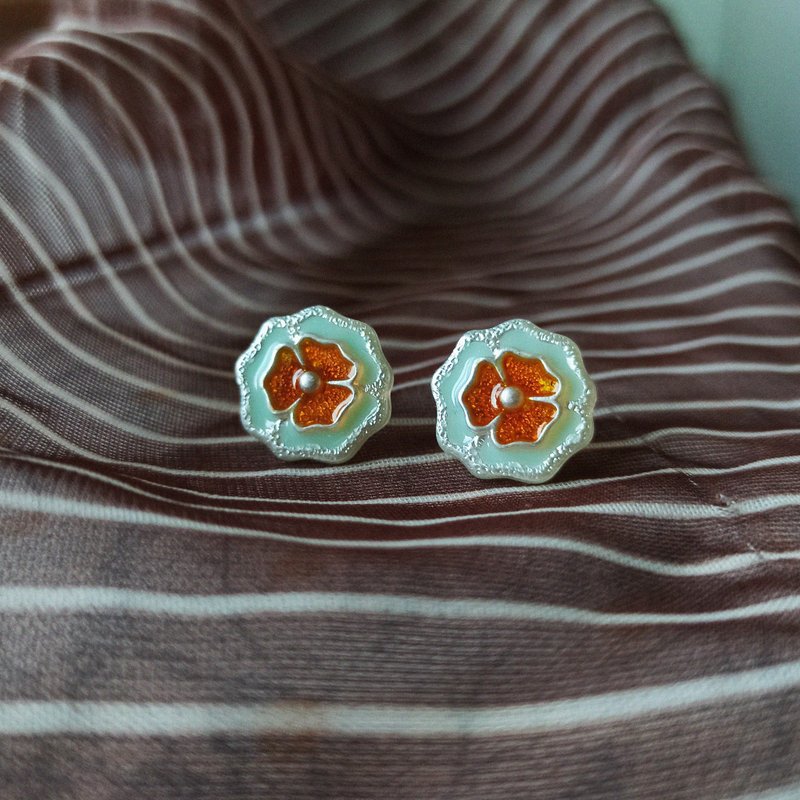 Classic Button Earrings/Summer Flower-Vintage - ต่างหู - เรซิน หลากหลายสี