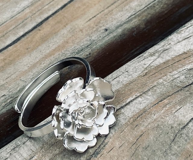 Sterling Silver Peony Flower Ring S613 - Shop huichiu