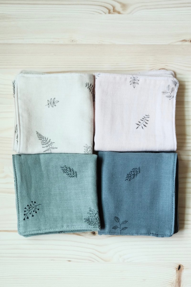 Double-sided double yarn handkerchief and small square scarf [Mori] - Handkerchiefs & Pocket Squares - Cotton & Hemp Green