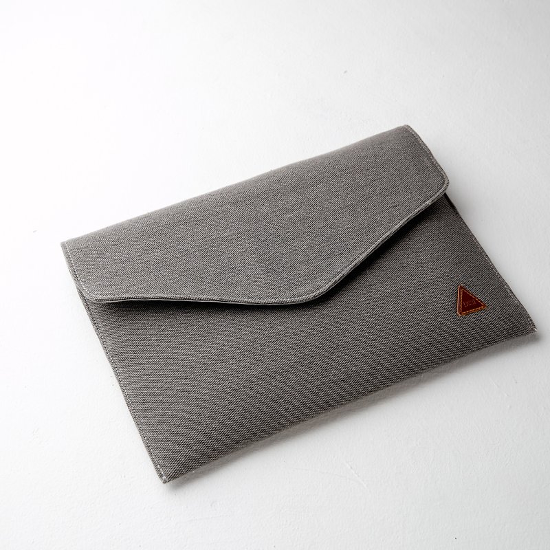 Gray Rustic Envelope Notebook Case - กระเป๋าแล็ปท็อป - ผ้าฝ้าย/ผ้าลินิน สีเทา