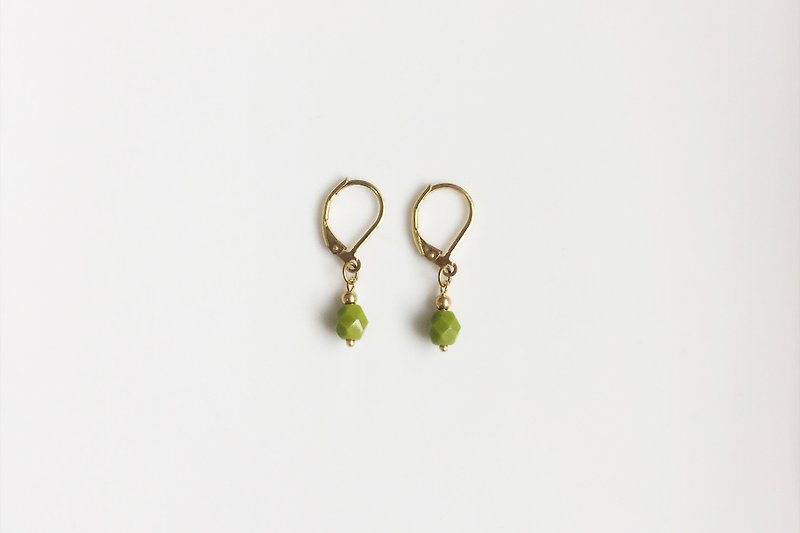 Small green brass glass beads earrings - Earrings & Clip-ons - Other Metals Green