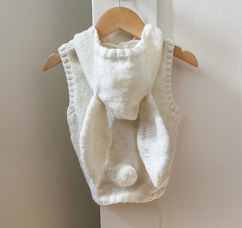 [Customized] Baby/newborn gift/children's clothing (handmade bunny vest) - Tops & T-Shirts - Cotton & Hemp Multicolor