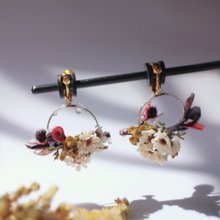ハンドメイドドライフラワーピアス/イヤリング | No.06 好きな色 II
