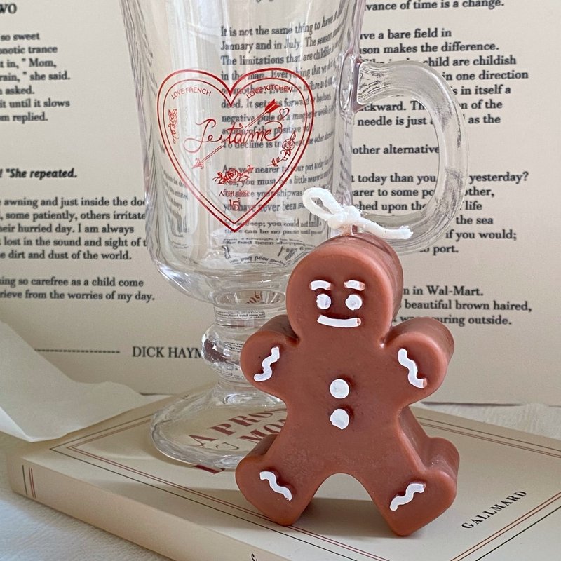 [Christmas Series] Gingerbread Man Candle Scented Candle Christmas Gift Exchange Gift - Candles & Candle Holders - Wax 