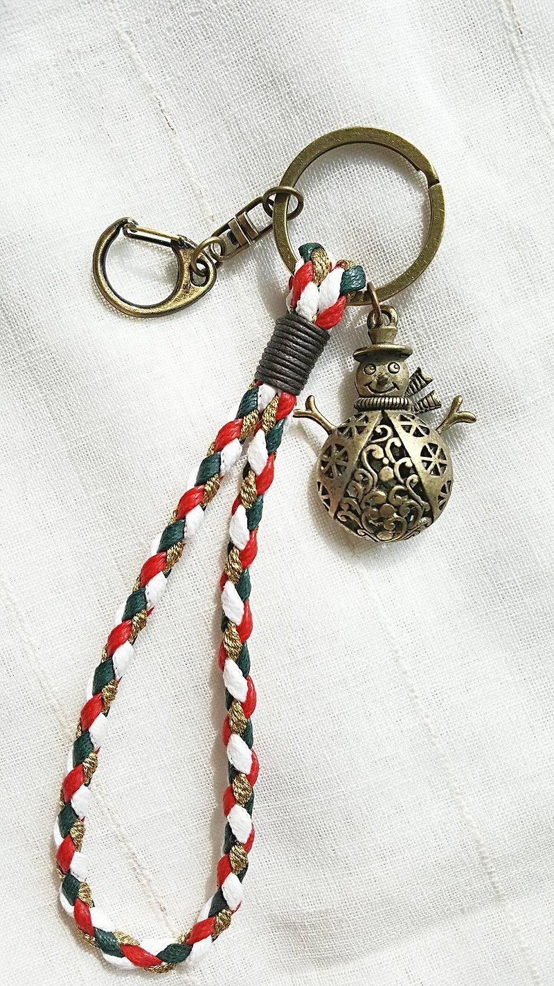 Paris*Le Bonheun. ZAKKA hollow & wax thread woven key ring. Christmas series. snowman - Keychains - Other Metals Multicolor