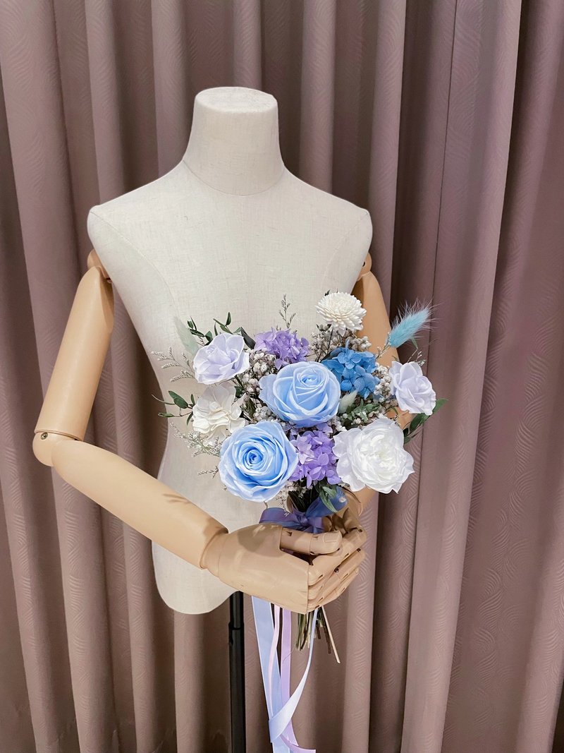 Blue purple eternal flower bouquet bride's bouquet dry flower bouquet wedding bouquet outdoor photo bouquet - Dried Flowers & Bouquets - Plants & Flowers Blue