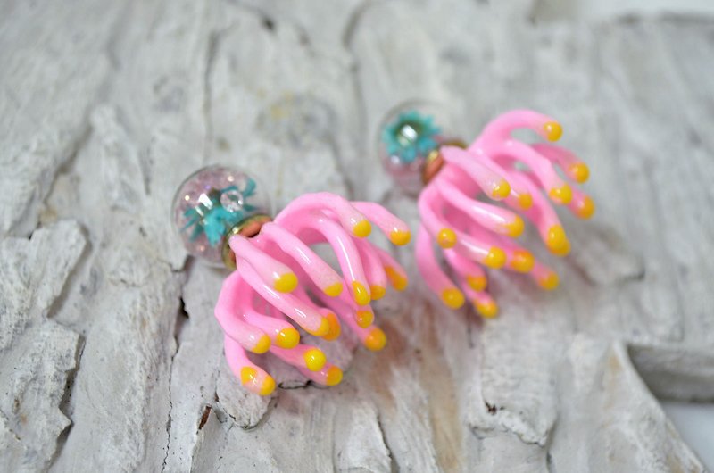 TIMBEE LO Cement flower earrings cherry blossom version handmade earrings single earrings for sale - ต่างหู - โลหะ สึชมพู