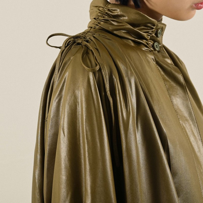 【NaSuBi Vintage】日本製光緞質感傘狀古著風衣 - 女大衣/外套 - 其他人造纖維 