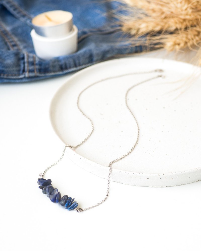 Raw Lapis Lazuli Necklace, Silver 925, Taurus gem, Aquarius stone jewelry - 項鍊 - 水晶 藍色