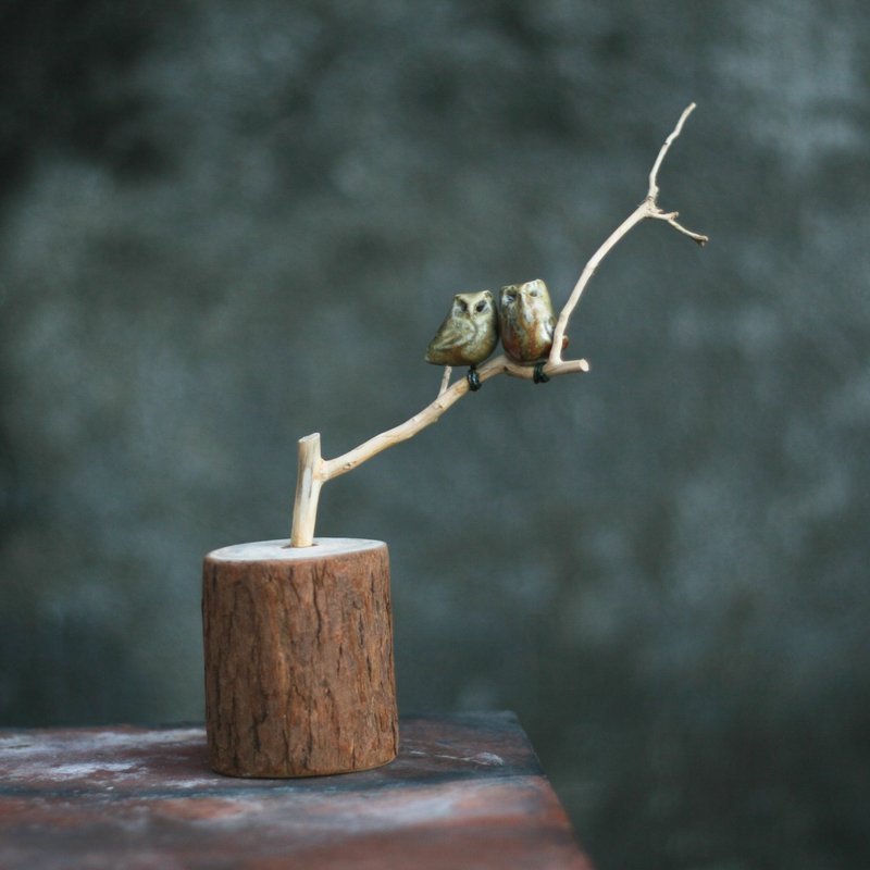 枝頭戀人 小耳貓頭鷹 - 擺飾/家飾品 - 陶 咖啡色