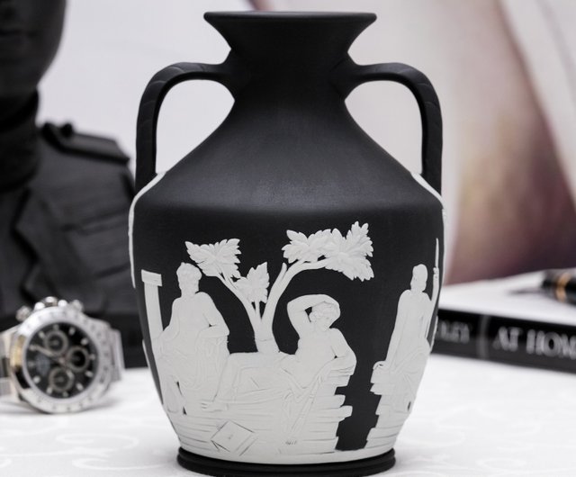 ウェッジウッドホワイトスネーク貴重品 ウェッジウッドホワイトスネーク貴重品 - メルカリ