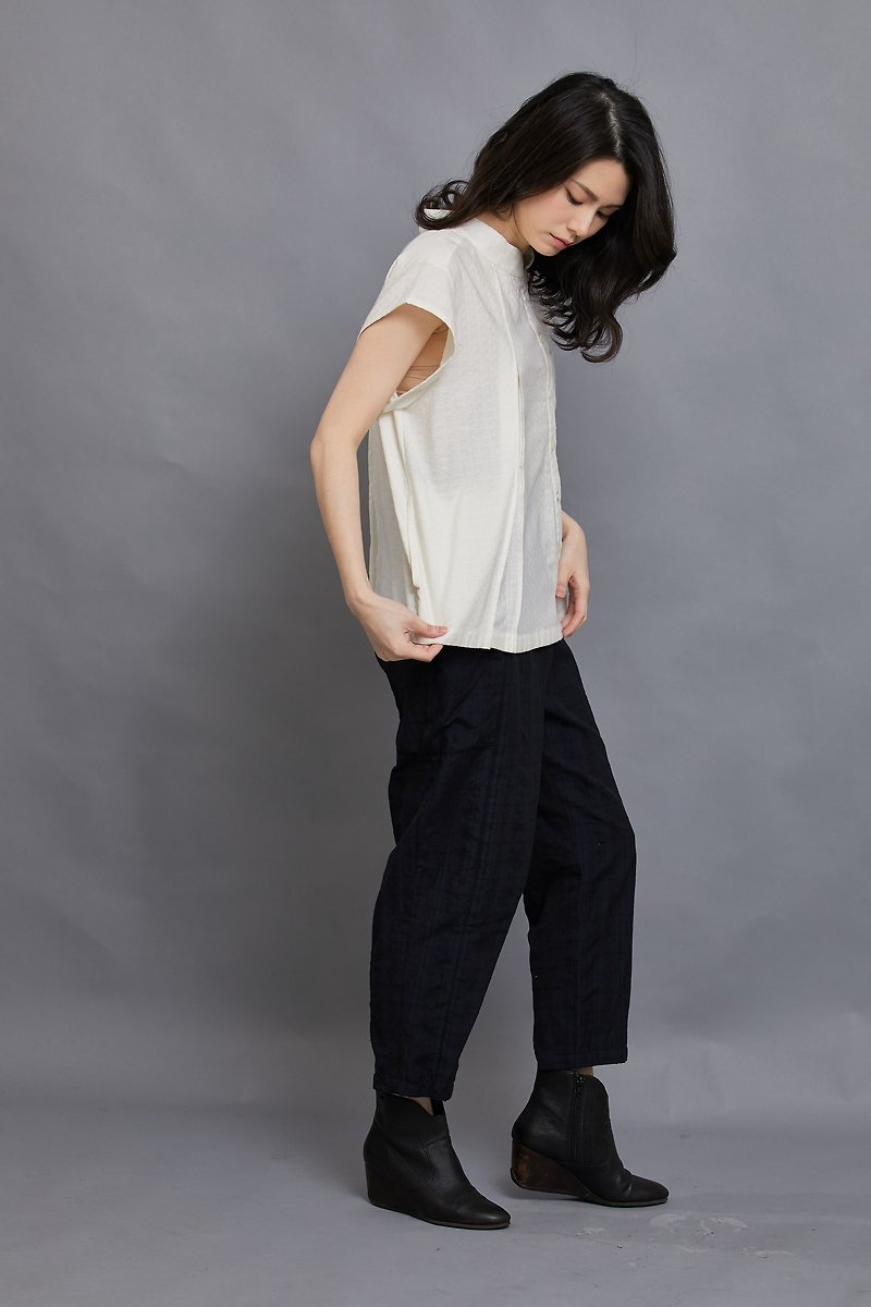Big Pocket Pants_Peony Blue Jacquard_Fair Trade - กางเกงขายาว - ผ้าฝ้าย/ผ้าลินิน สีดำ