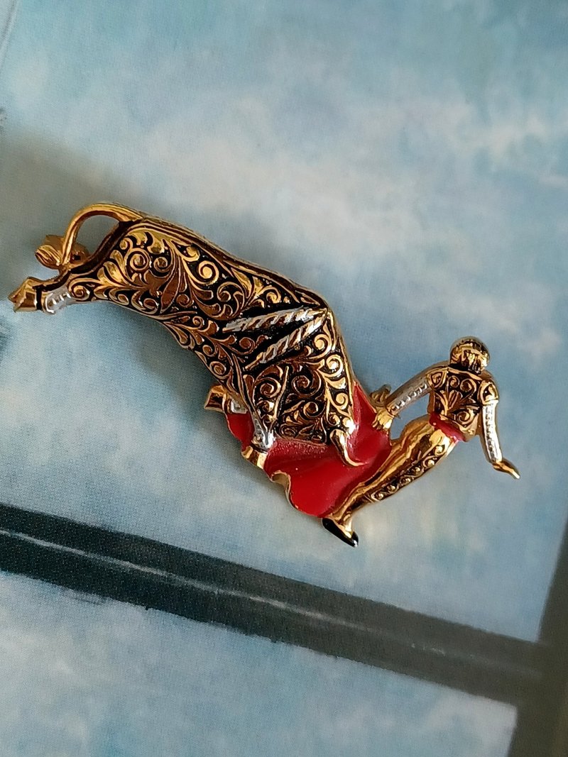 vintage jewelry 西班牙 大馬士革鑲嵌工藝 華麗鬥牛士 別針 - 胸針 - 其他金屬 