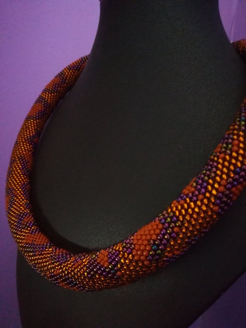 Bead Crochet Rope Necklace, Seed Bead Crochet Necklace, Accent Handmade Beaded - 項鍊 - 玻璃 咖啡色