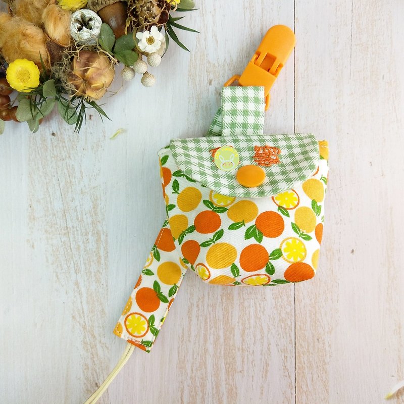 Little oranges. Pacifier storage bag / pacifier chain (name can be embroidered) - ขวดนม/จุกนม - ผ้าฝ้าย/ผ้าลินิน สีส้ม